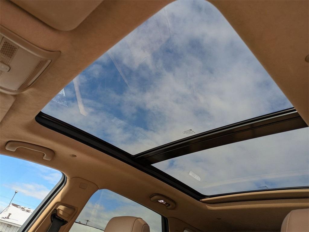 used 2021 Cadillac XT5 car, priced at $21,875