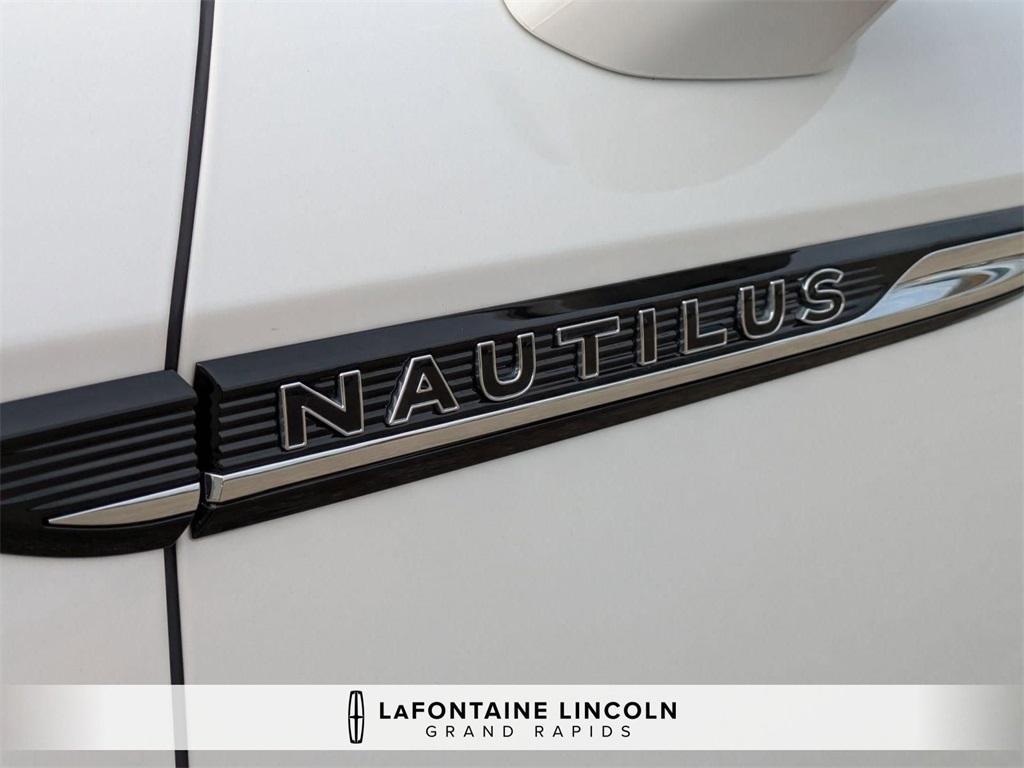 used 2022 Lincoln Nautilus car, priced at $39,950