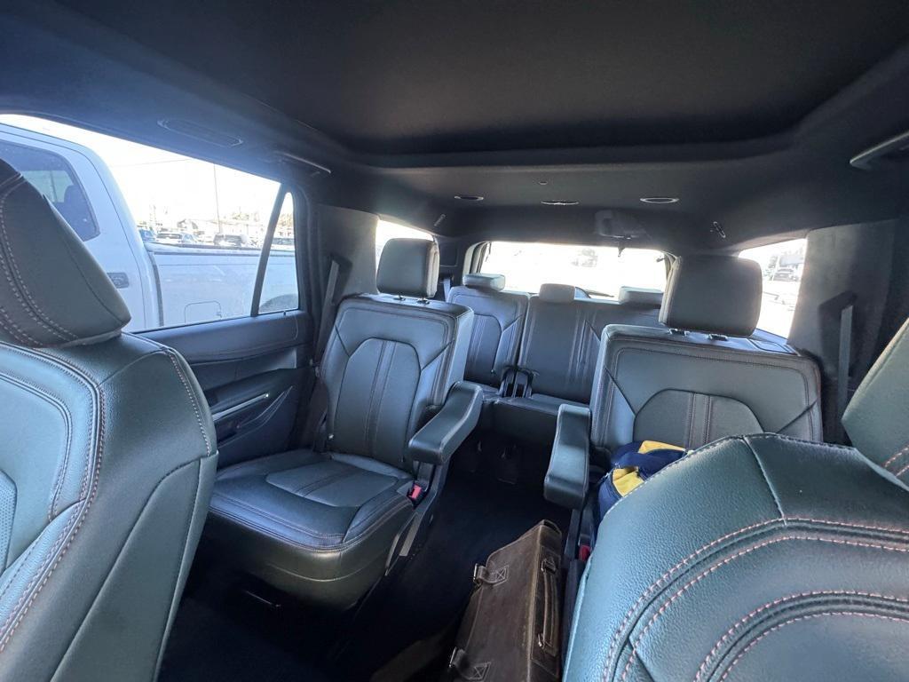 used 2022 Ford Expedition car, priced at $50,975