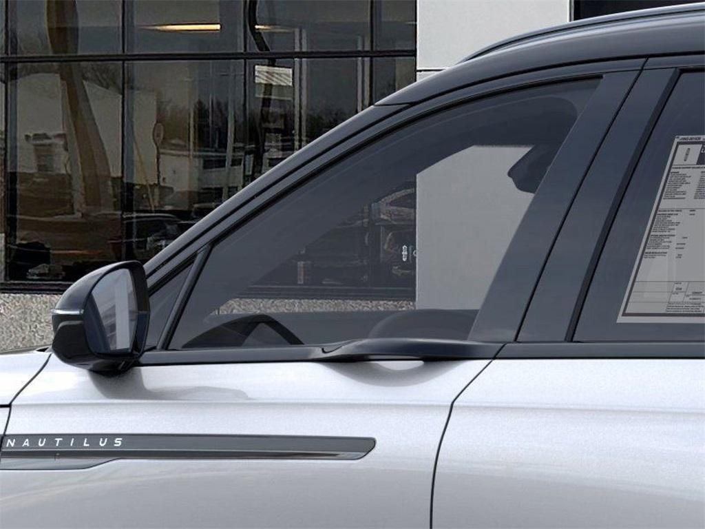 new 2025 Lincoln Nautilus car, priced at $61,421