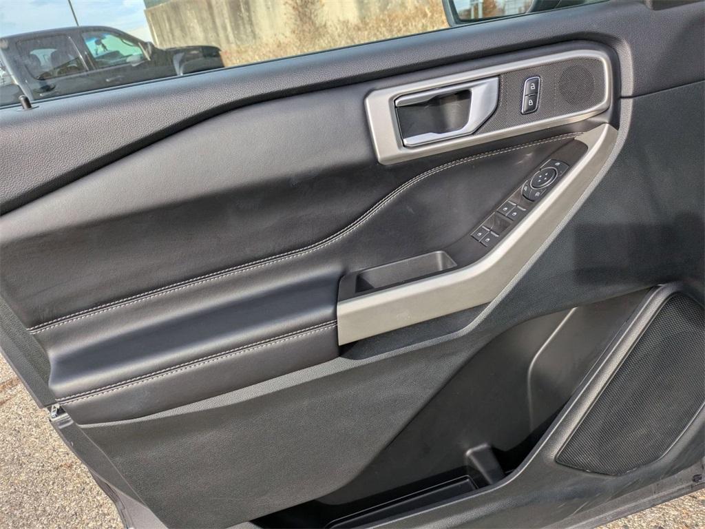 used 2023 Ford Explorer car, priced at $33,975