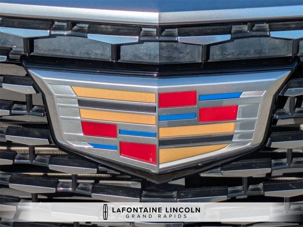 used 2024 Cadillac XT6 car, priced at $43,875