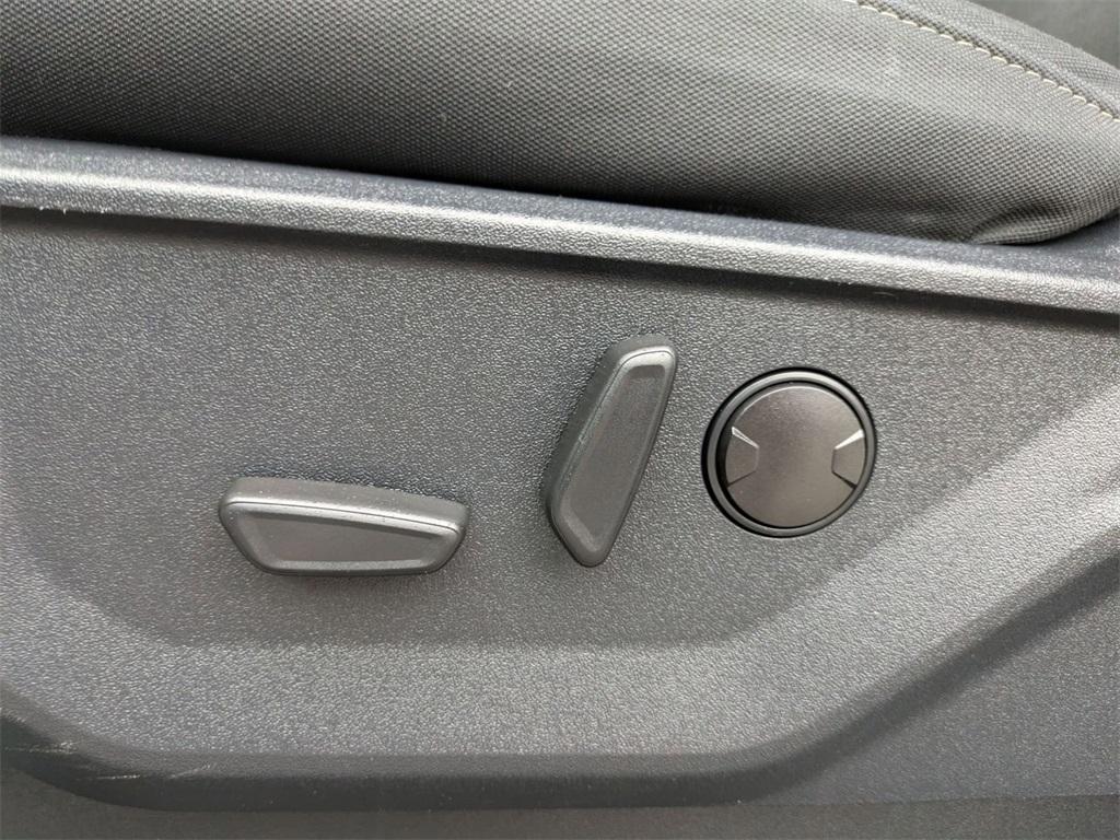 used 2022 Ford F-150 car, priced at $36,875