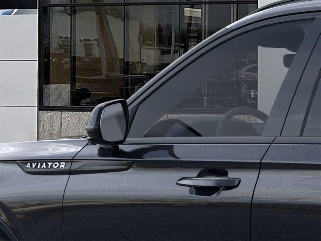 new 2025 Lincoln Aviator car, priced at $62,121