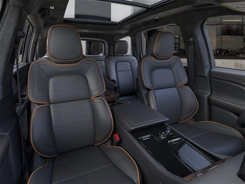 new 2025 Lincoln Aviator car, priced at $77,069