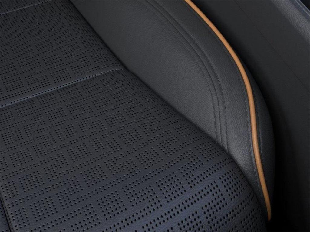 new 2025 Lincoln Aviator car, priced at $77,069