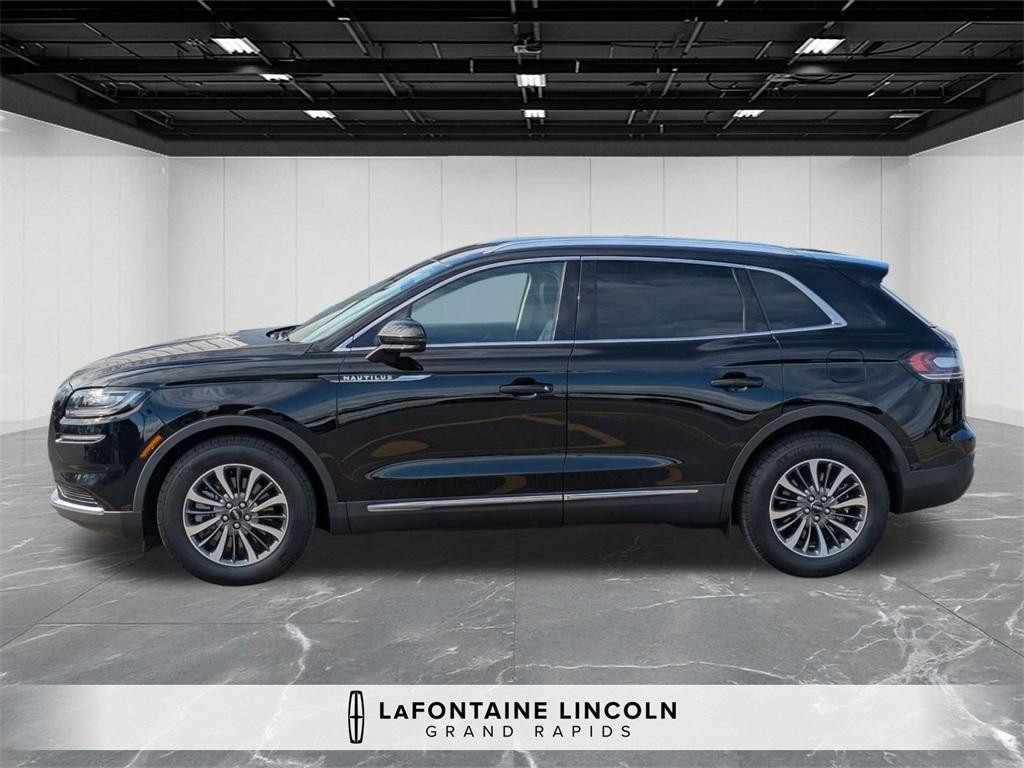 used 2023 Lincoln Nautilus car, priced at $33,875