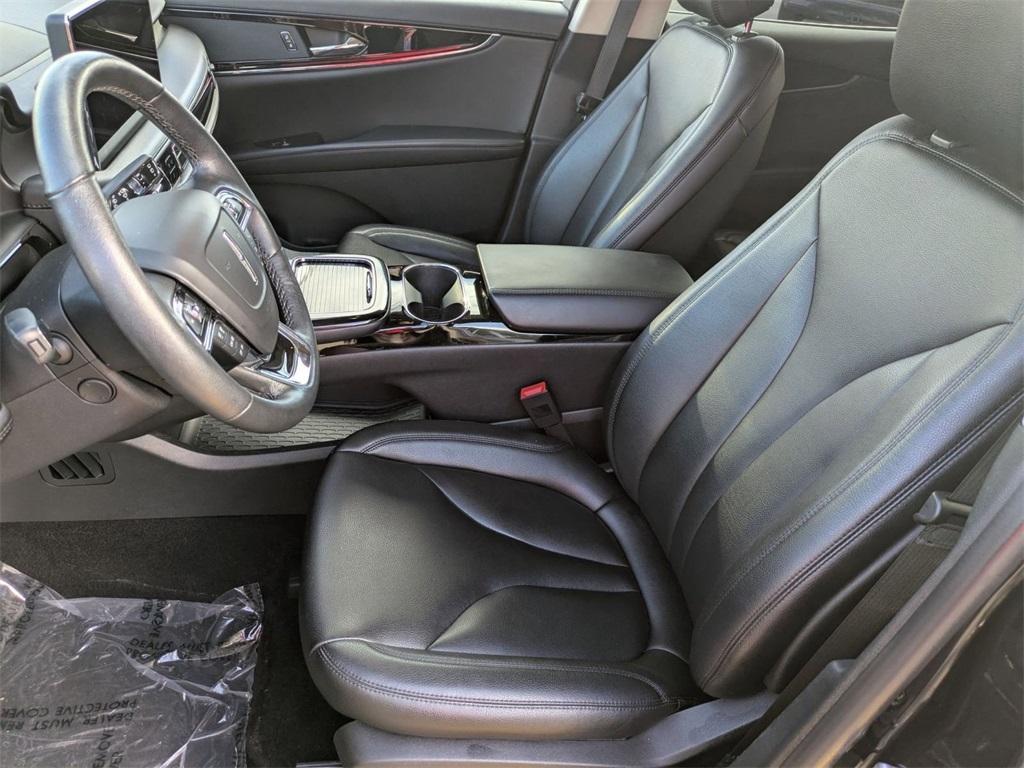 used 2023 Lincoln Nautilus car, priced at $33,875