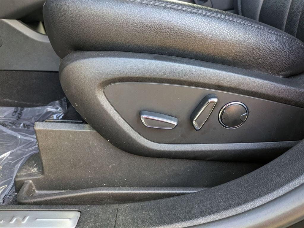 used 2023 Lincoln Nautilus car, priced at $33,875