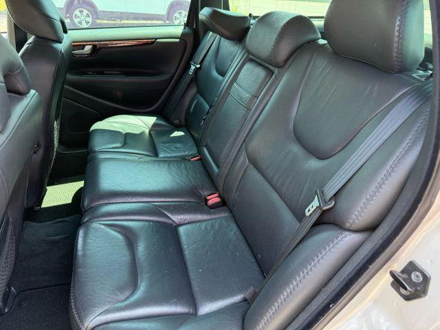 used 2007 Volvo XC70 car, priced at $4,495