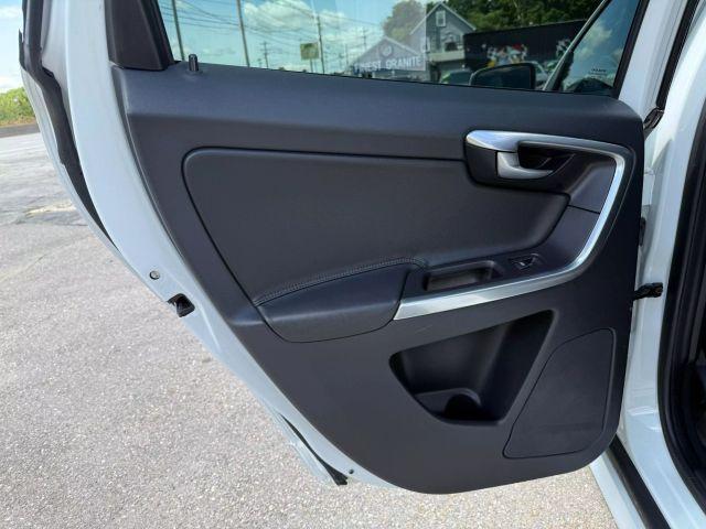 used 2015 Volvo XC60 car, priced at $13,495
