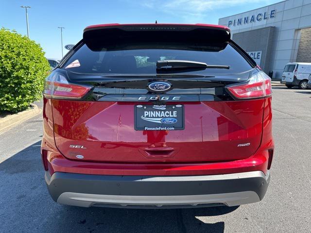 new 2024 Ford Edge car, priced at $37,255