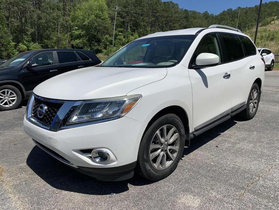 used 2014 Nissan Pathfinder car, priced at $9,990