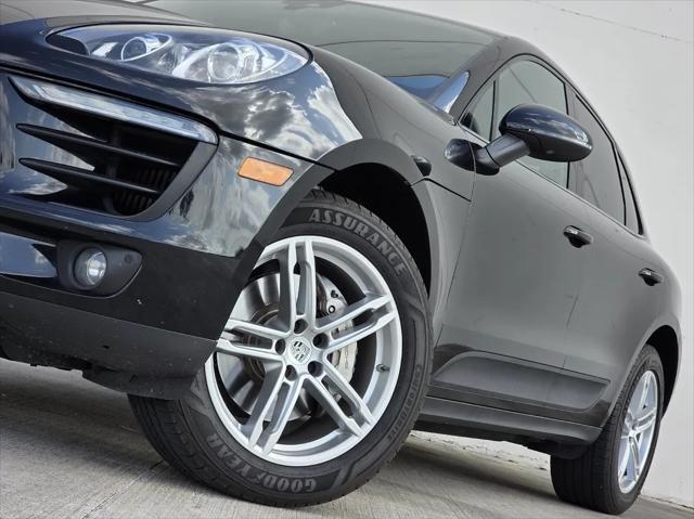 used 2018 Porsche Macan car, priced at $25,998