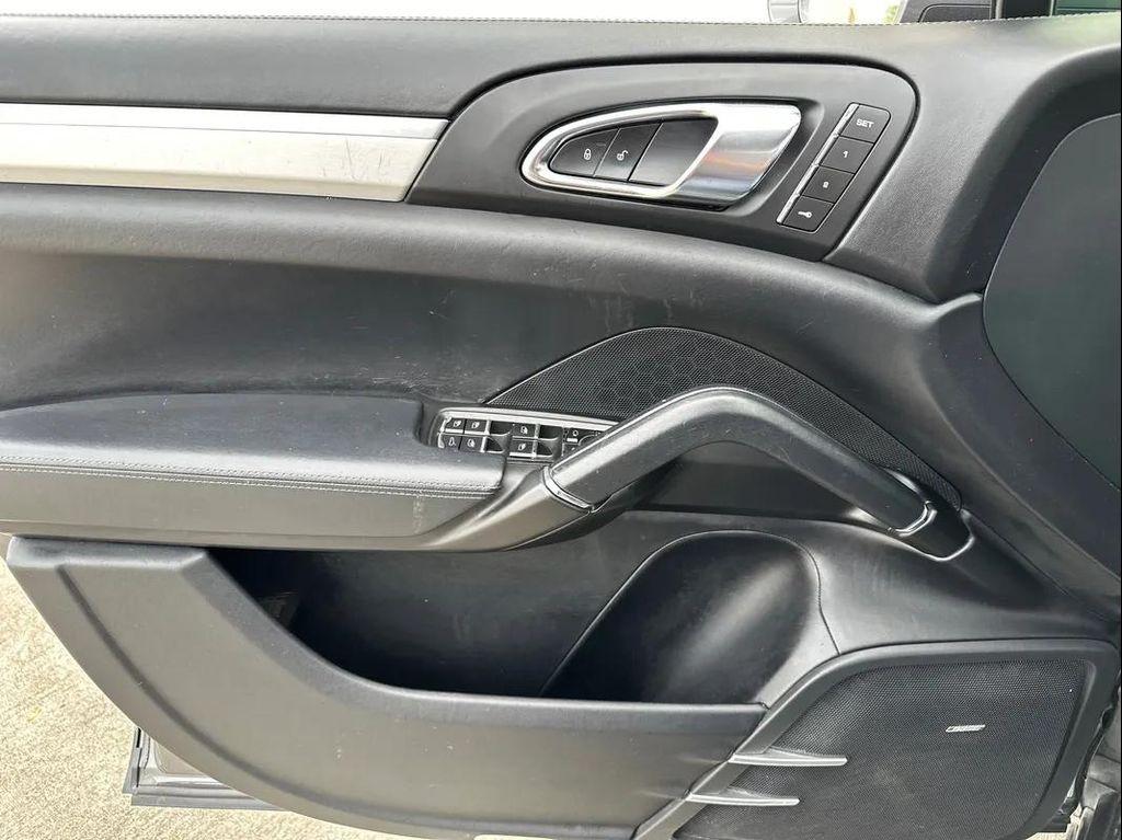 used 2016 Porsche Cayenne car, priced at $29,989