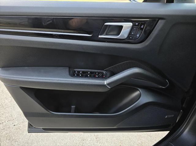 used 2020 Porsche Cayenne car, priced at $34,898