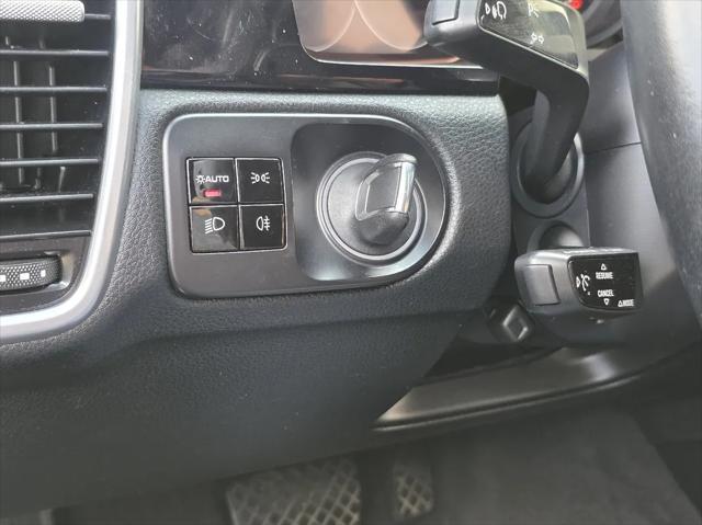 used 2020 Porsche Cayenne car, priced at $34,898