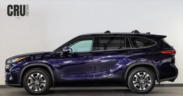 used 2020 Toyota Highlander car, priced at $24,989