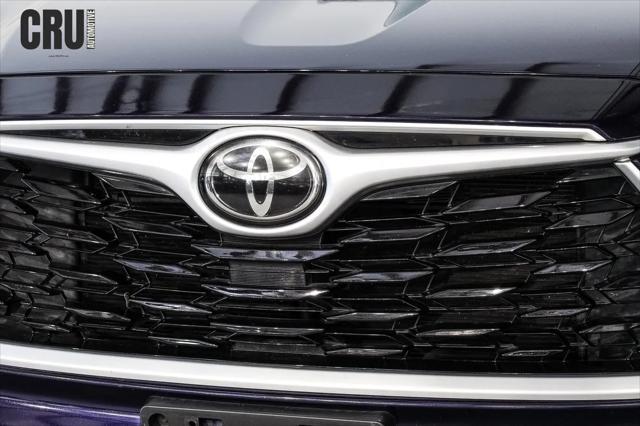 used 2020 Toyota Highlander car, priced at $24,989