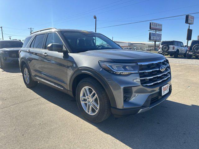 new 2025 Ford Explorer car, priced at $35,450