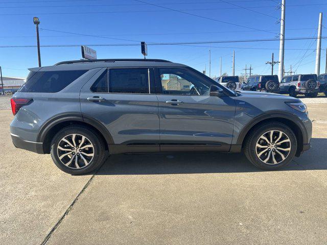 new 2025 Ford Explorer car, priced at $40,705