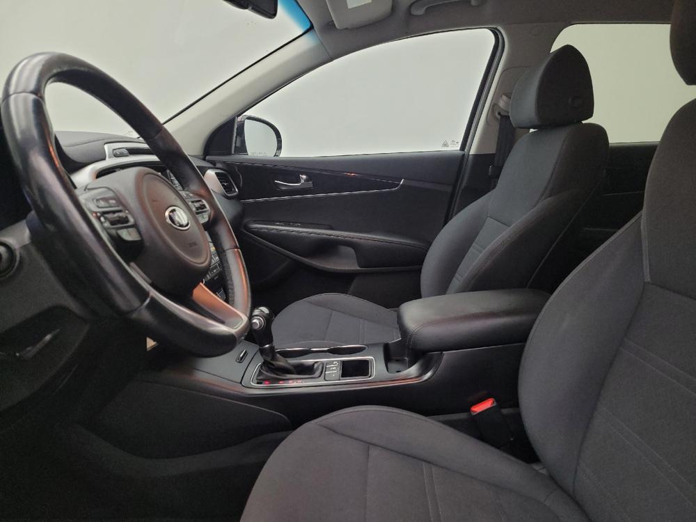 used 2018 Kia Sorento car, priced at $16,095