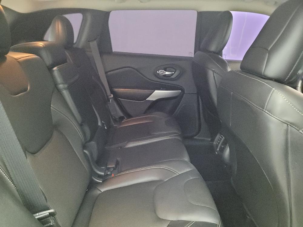 used 2018 Jeep Cherokee car, priced at $19,095