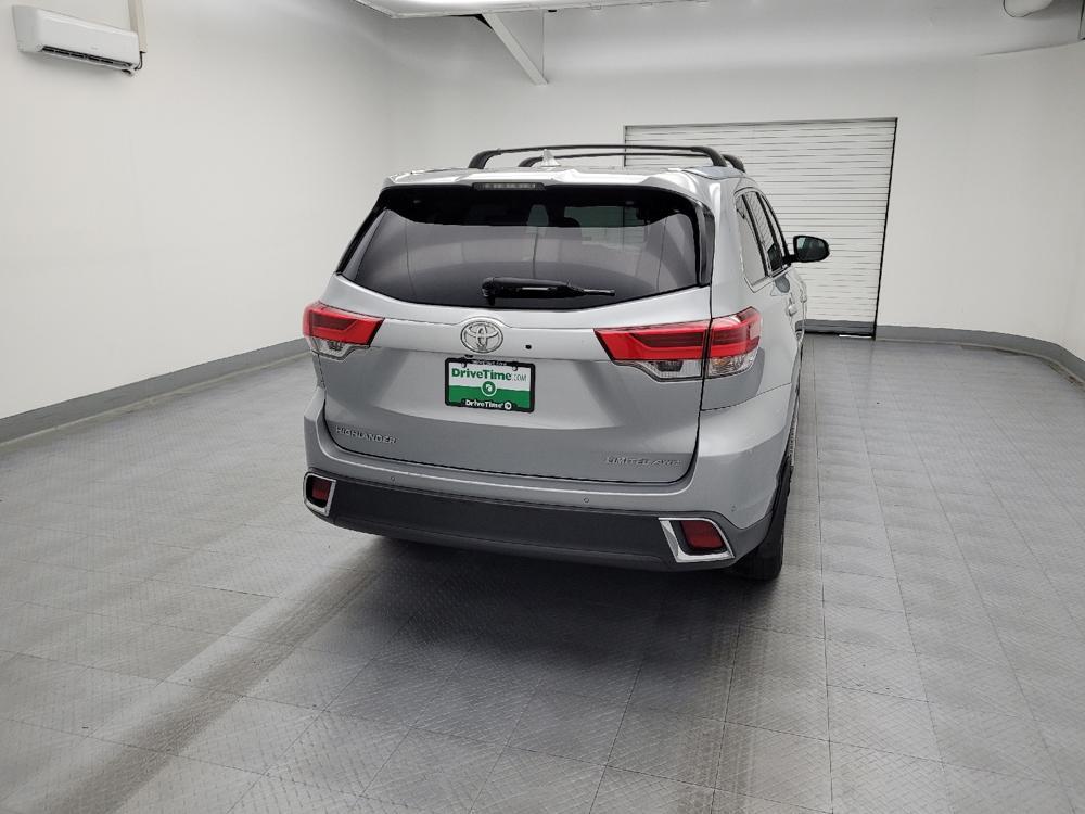 used 2017 Toyota Highlander car, priced at $24,195