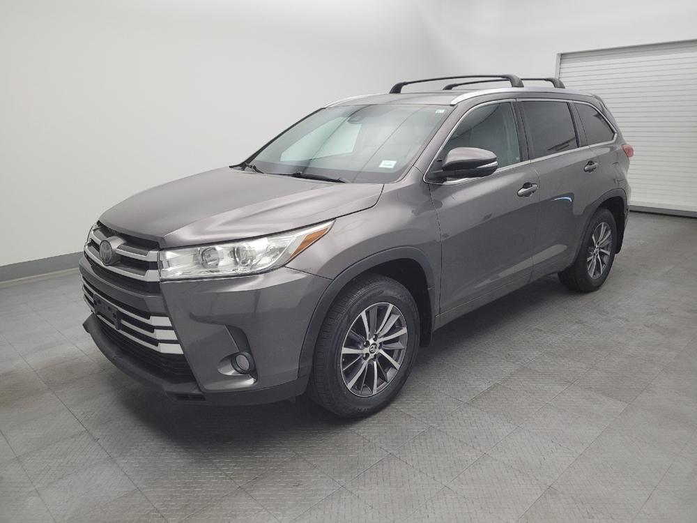 used 2017 Toyota Highlander car, priced at $22,295