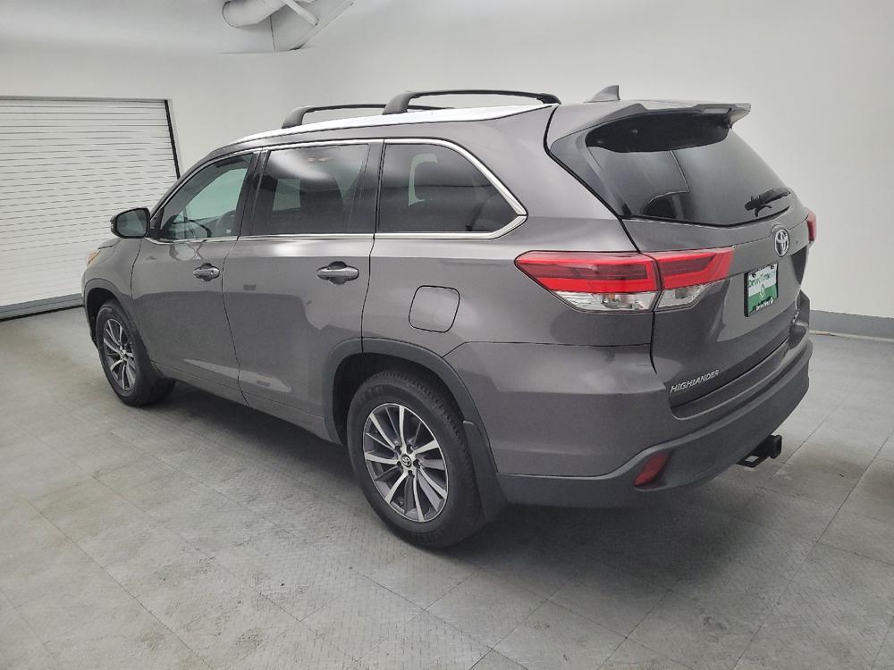 used 2017 Toyota Highlander car, priced at $22,295