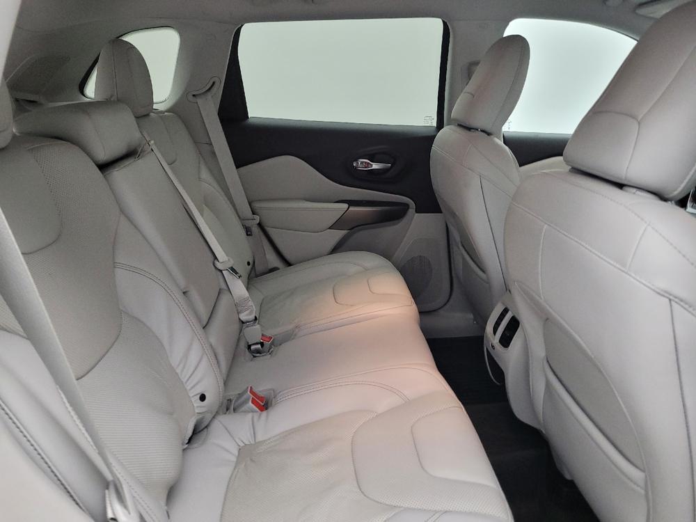 used 2019 Jeep Cherokee car, priced at $18,895