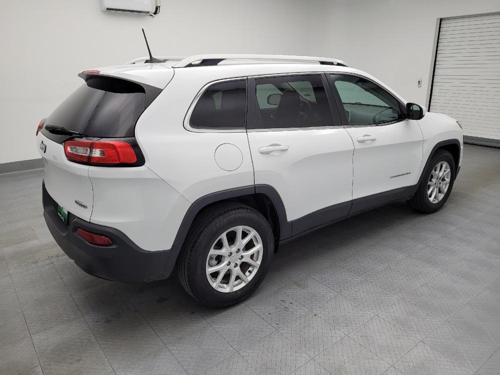 used 2018 Jeep Cherokee car, priced at $15,495