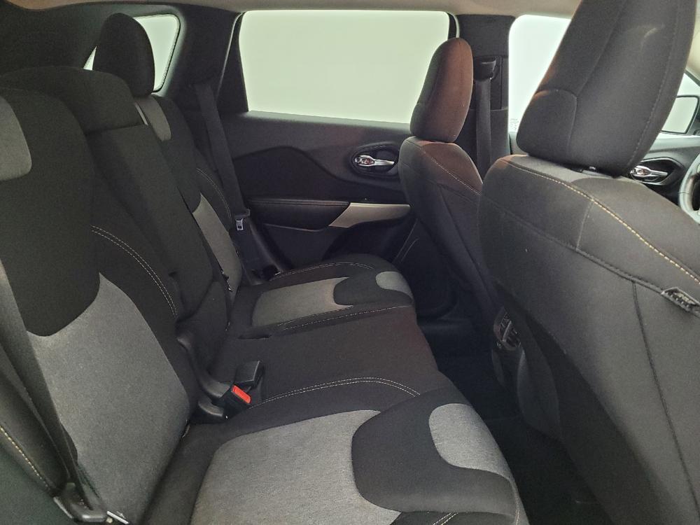 used 2018 Jeep Cherokee car, priced at $15,495