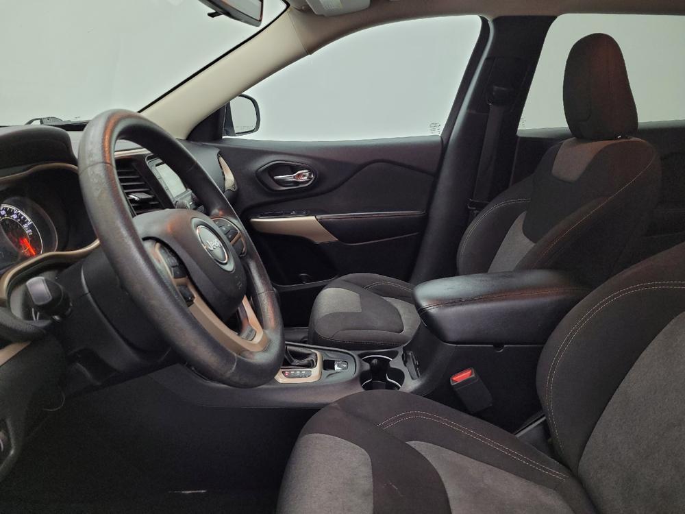 used 2018 Jeep Cherokee car, priced at $15,495