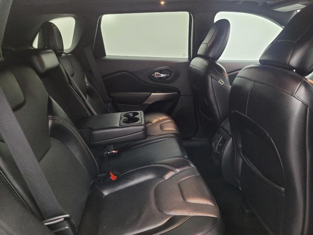 used 2021 Jeep Cherokee car, priced at $24,195