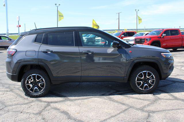 new 2024 Jeep Compass car, priced at $38,291