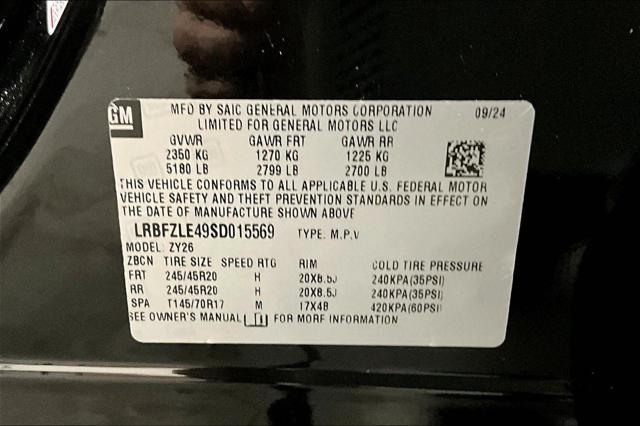 new 2025 Buick Envision car, priced at $42,235