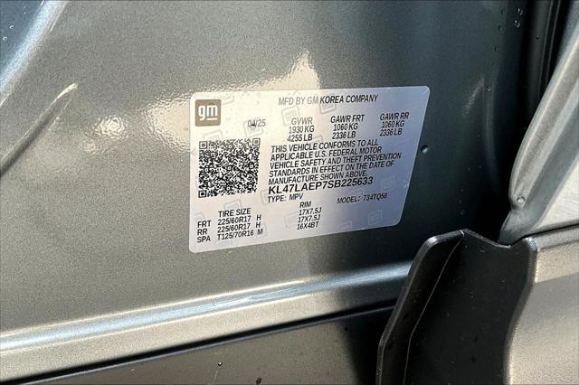 new 2025 Buick Envista car, priced at $27,280
