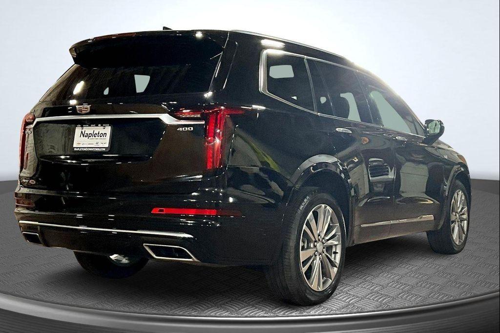 used 2025 Cadillac XT6 car, priced at $44,991