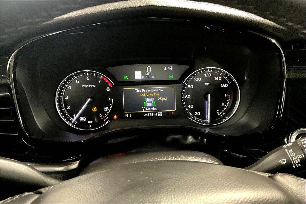 used 2025 Cadillac XT6 car, priced at $44,991