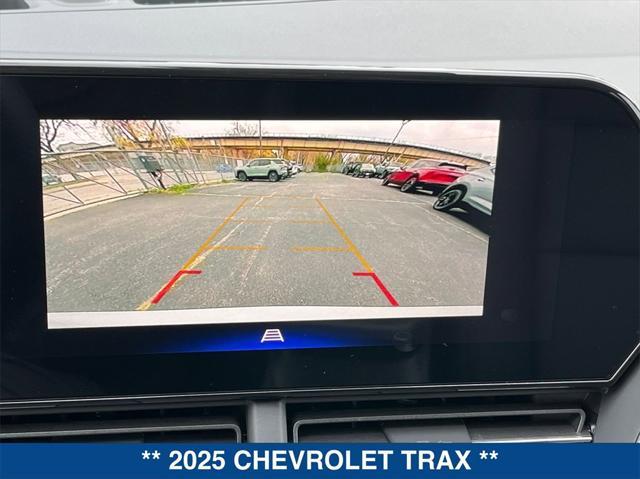 new 2025 Chevrolet Trax car, priced at $25,690