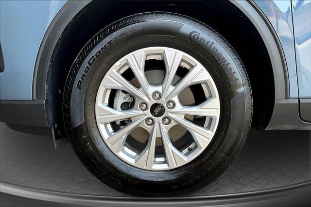 used 2025 Ford Escape car, priced at $30,423