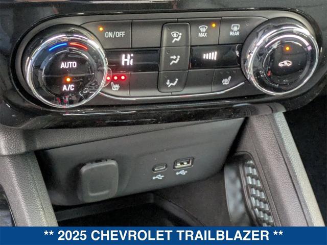 new 2025 Chevrolet TrailBlazer car, priced at $29,585