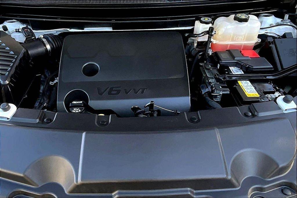 used 2023 Chevrolet Traverse car, priced at $35,075