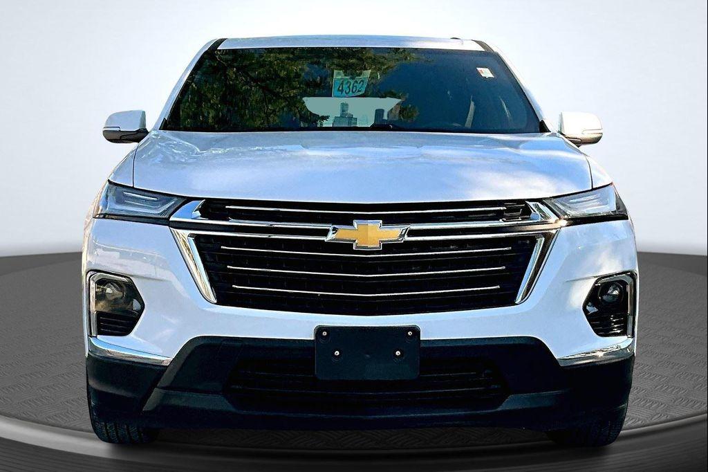 used 2023 Chevrolet Traverse car, priced at $35,075