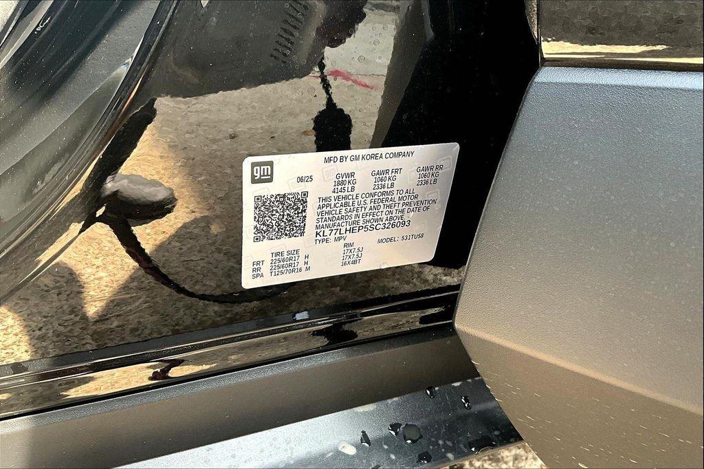 new 2025 Chevrolet Trax car, priced at $24,211