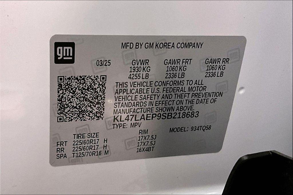 new 2025 Buick Envista car, priced at $24,315