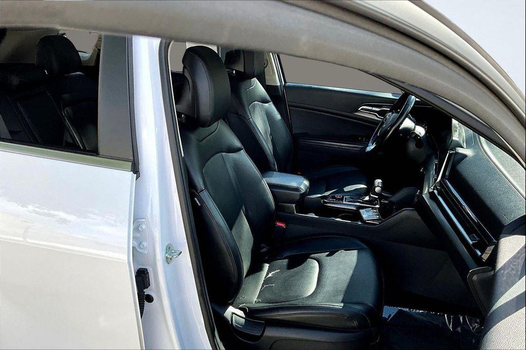 used 2023 Kia Sportage car, priced at $17,996