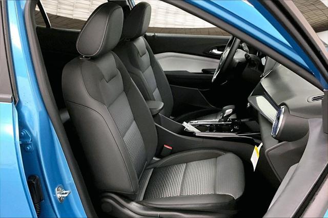 new 2025 Chevrolet Trax car, priced at $24,985