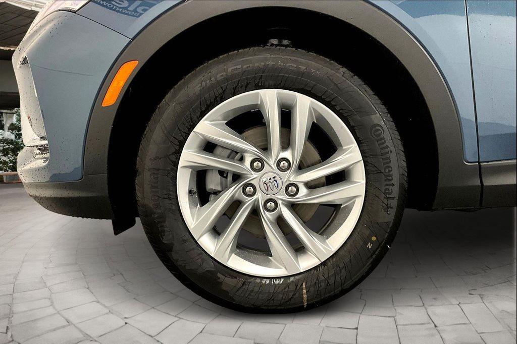 new 2025 Buick Envista car, priced at $24,007